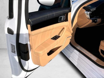 2023 Porsche Panamera Base