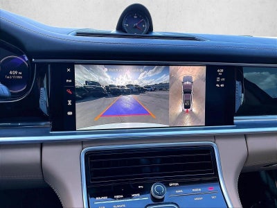 2023 Porsche Panamera Base