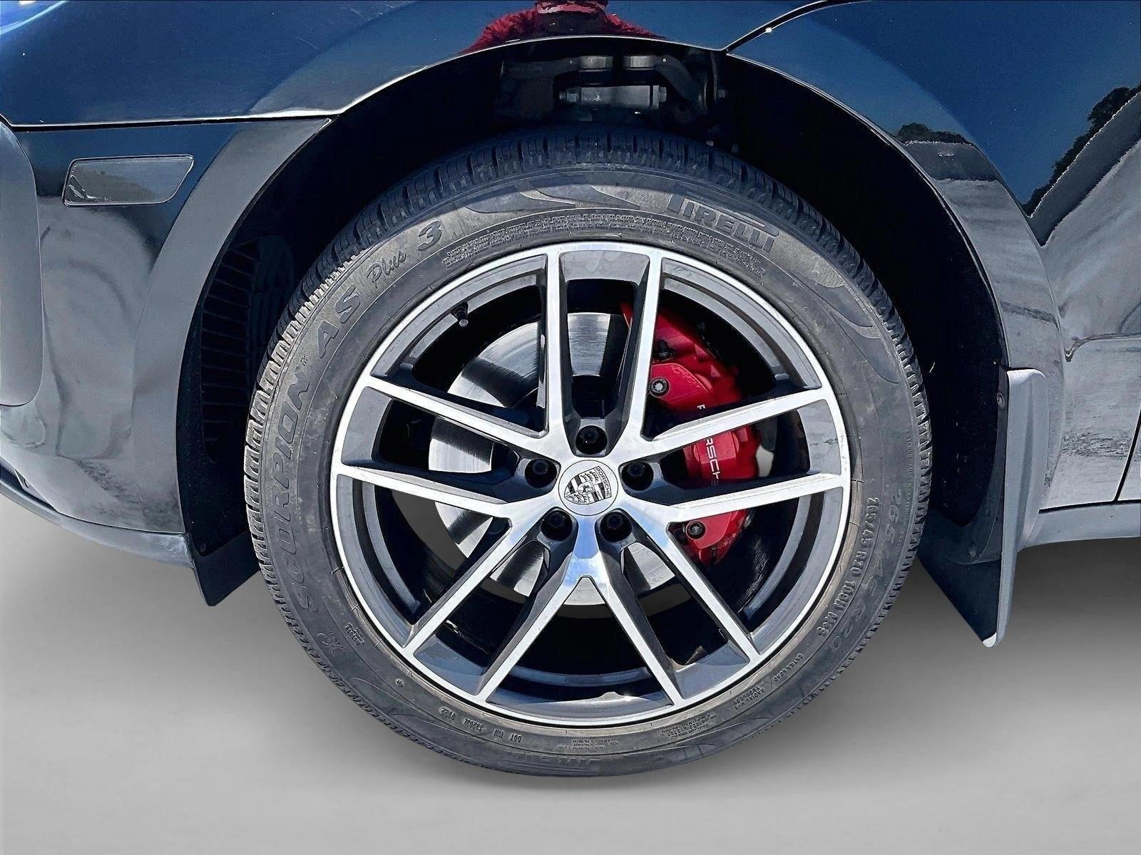2022 Porsche Macan S