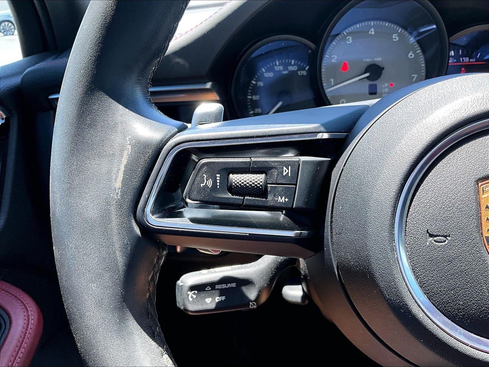 2022 Porsche Macan S