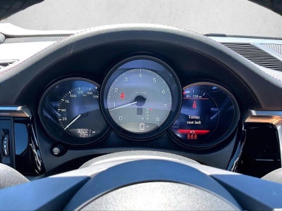 2022 Porsche Macan S