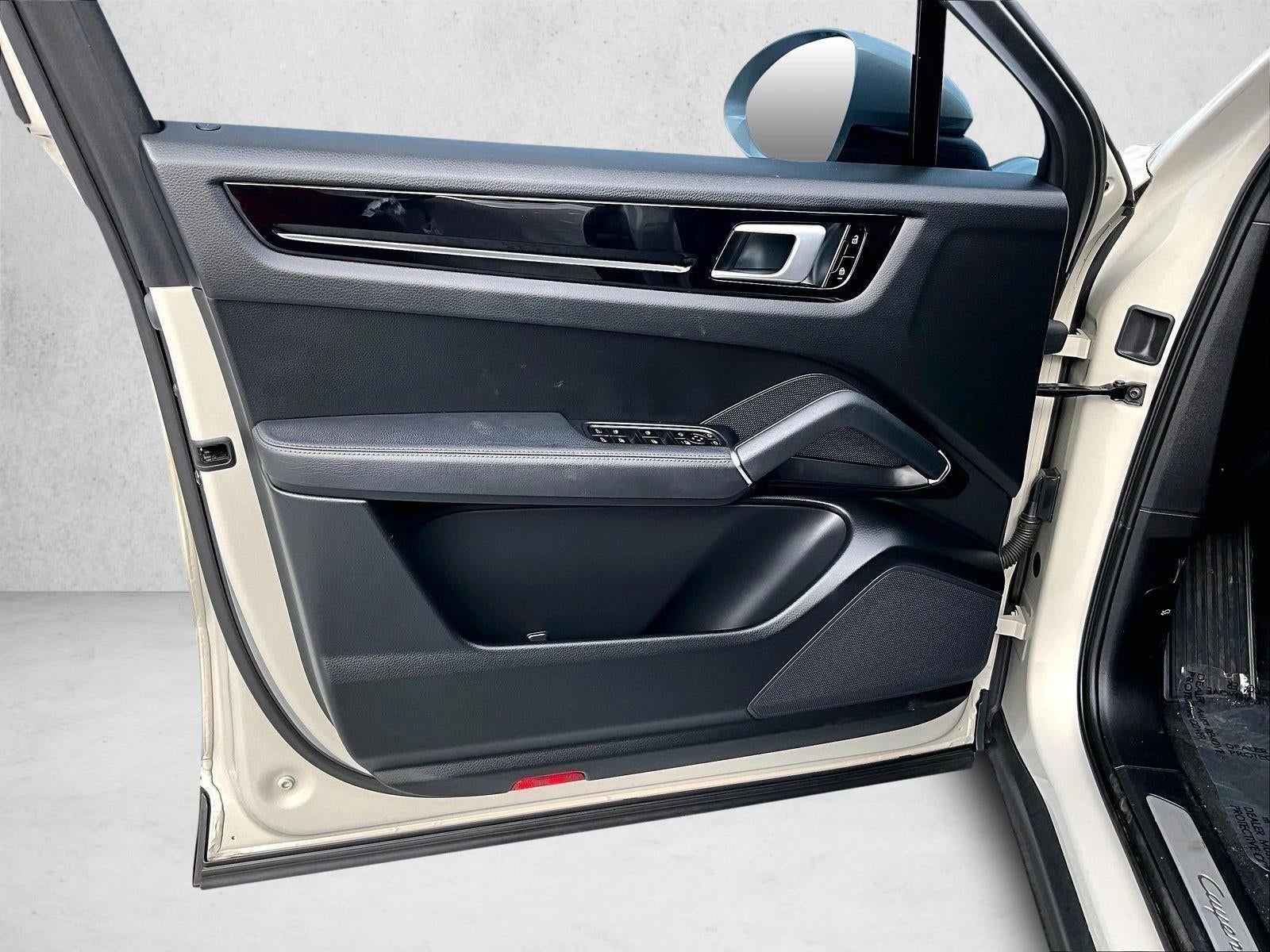 2021 Porsche Cayenne Base