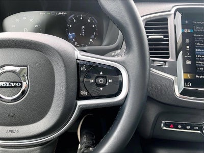 2021 Volvo XC90 Momentum