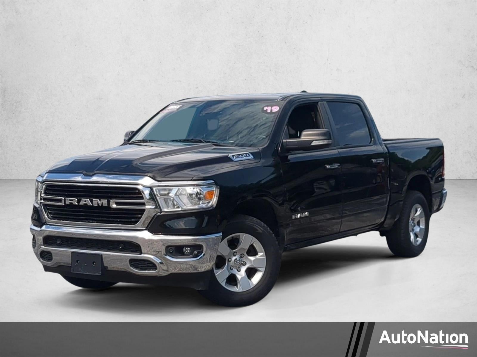 2019 RAM 1500 Big Horn/Lone Star Crew Cab 4x4 5'7" Box