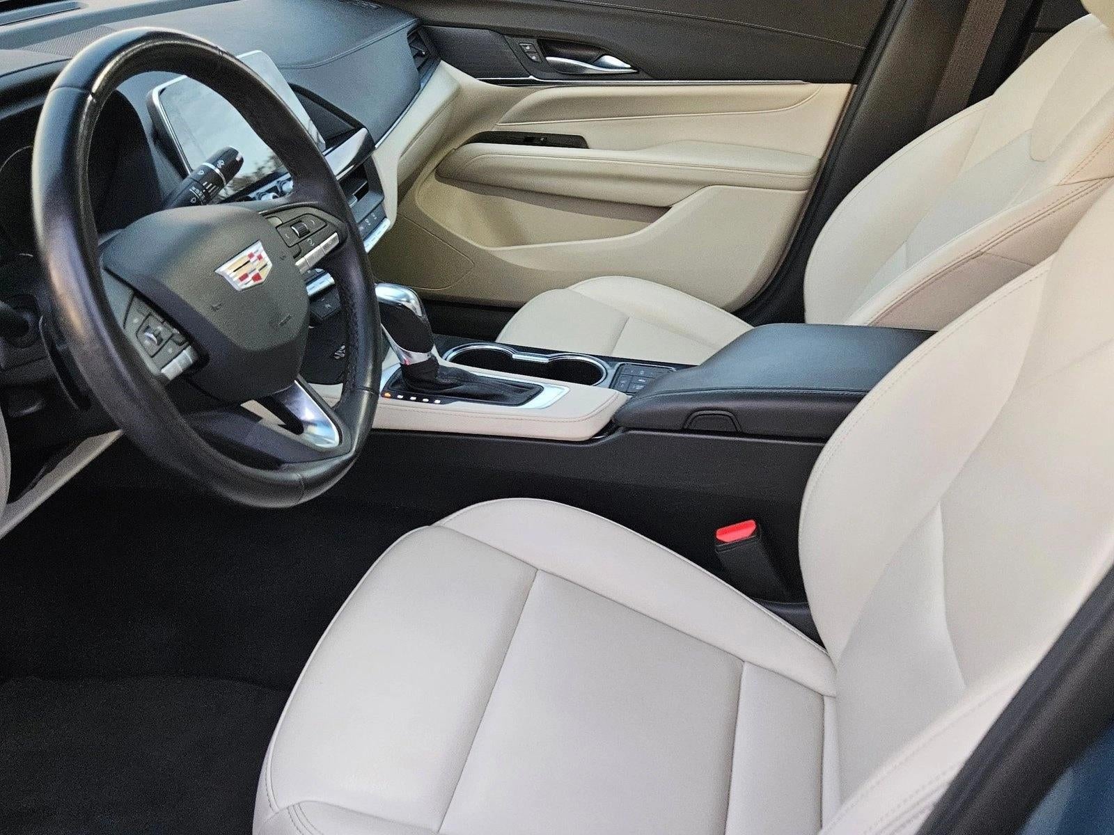 2023 Cadillac CT4 Luxury