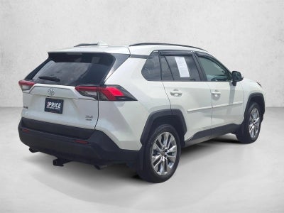 2022 Toyota RAV4 XLE Premium