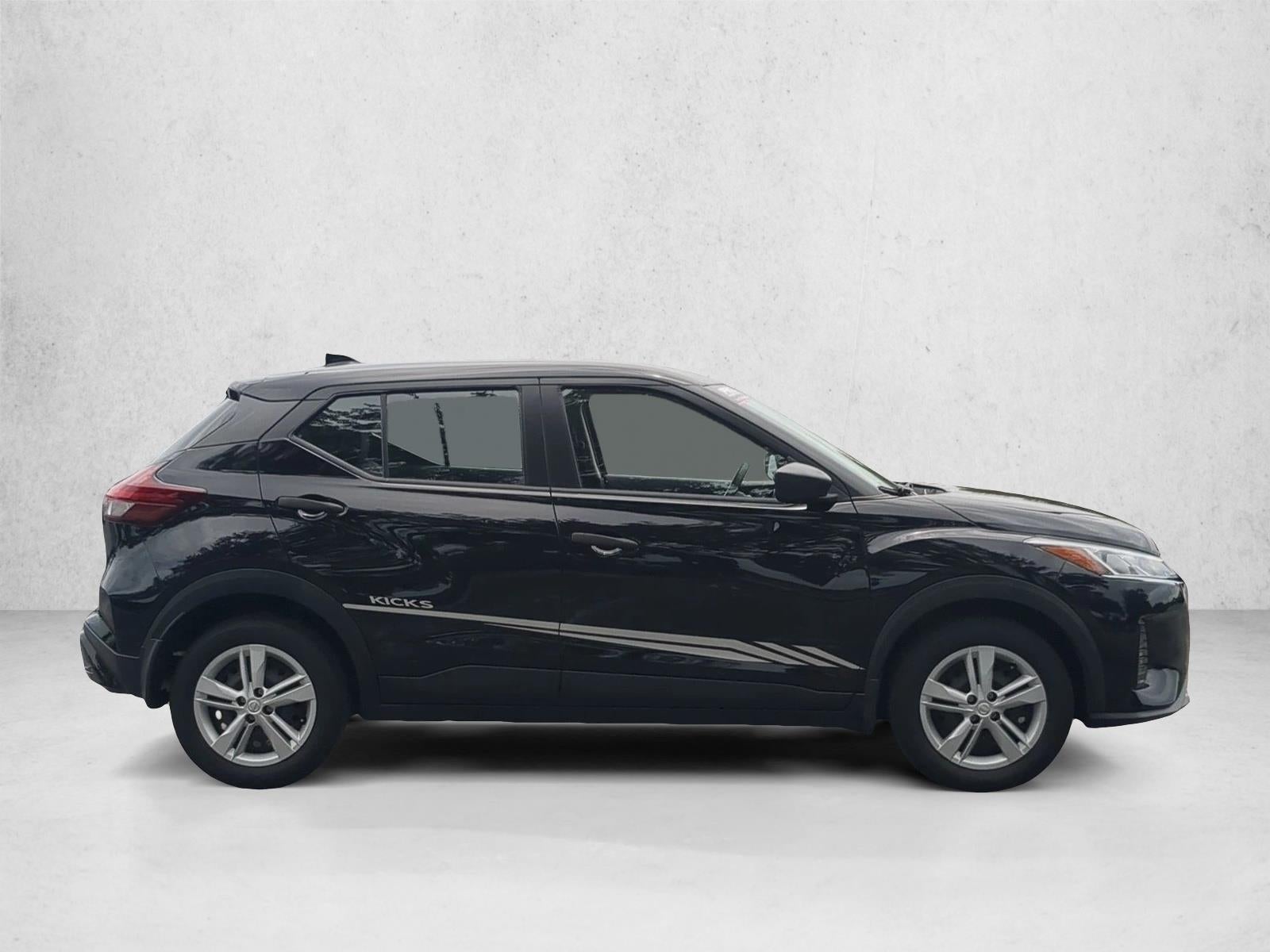 2024 Nissan Kicks S Xtronic CVT