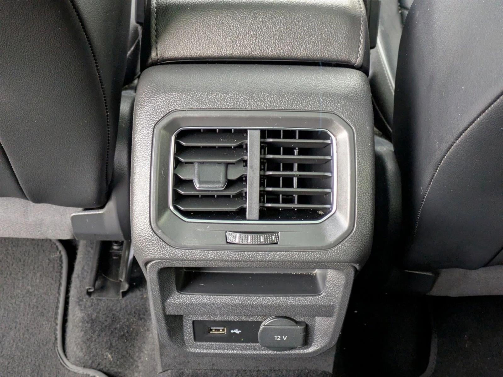 2018 Volkswagen Tiguan SEL Premium