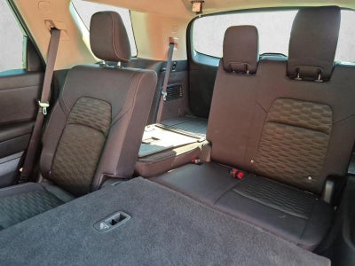2023 Nissan Pathfinder SV FWD