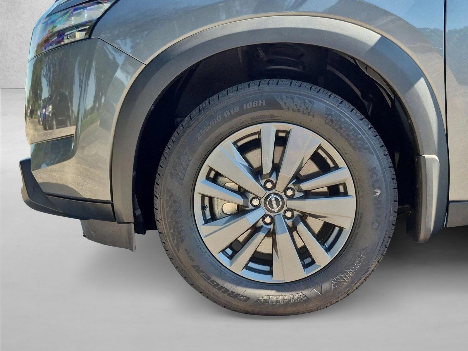 2023 Nissan Pathfinder SV FWD