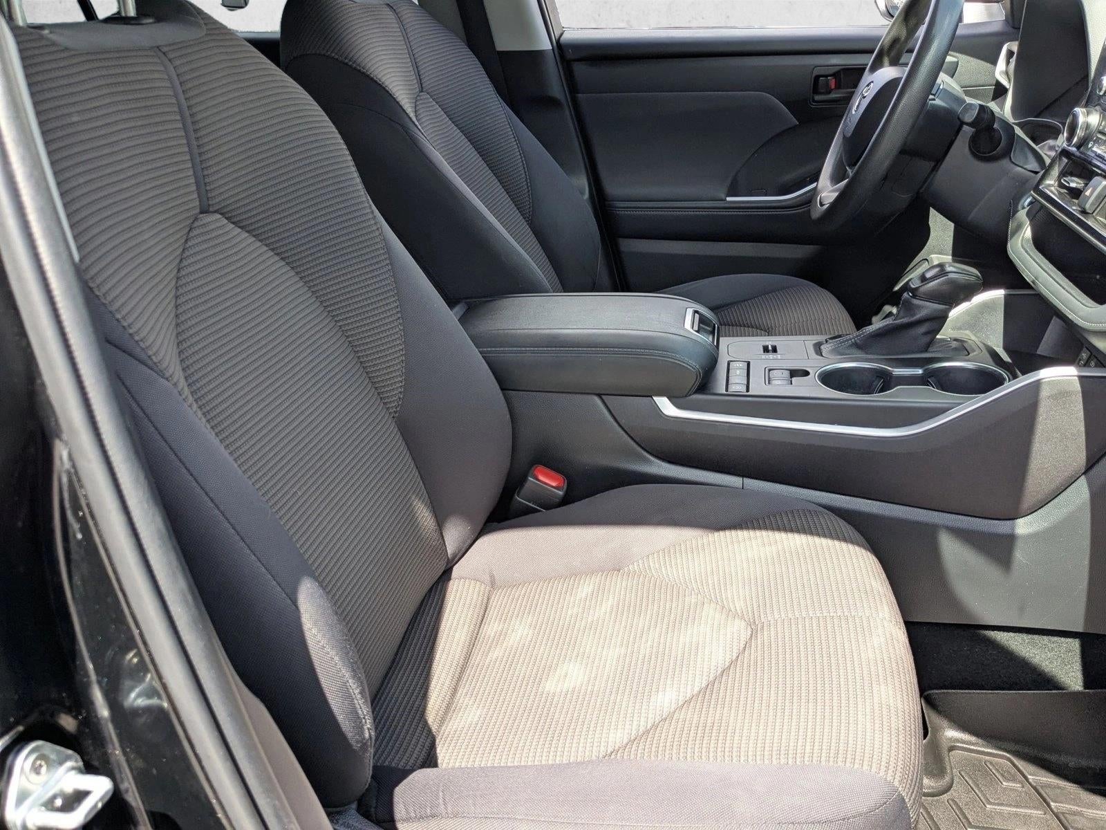 2022 Toyota Highlander L