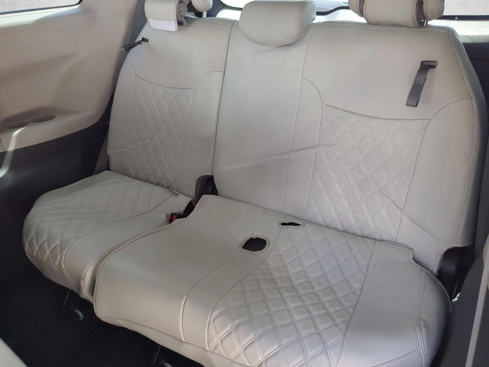 2021 Toyota Sienna LE