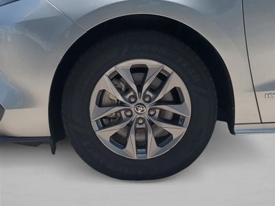 2021 Toyota Sienna LE