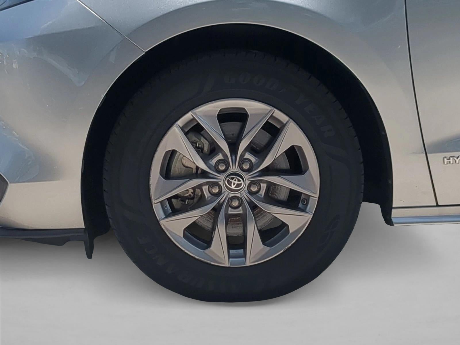 2021 Toyota Sienna LE