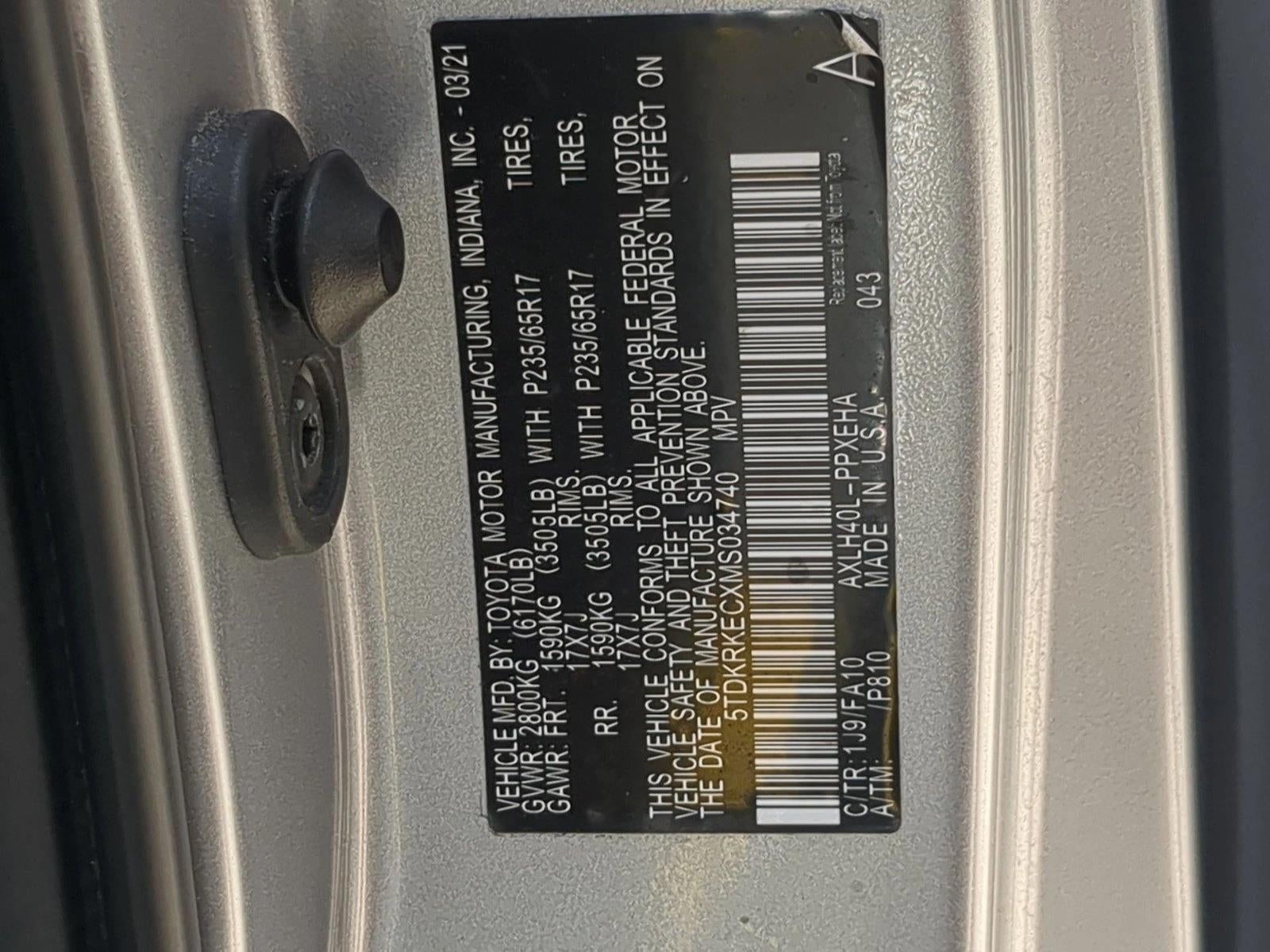 2021 Toyota Sienna LE