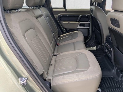 2020 Land Rover Defender 110 SE