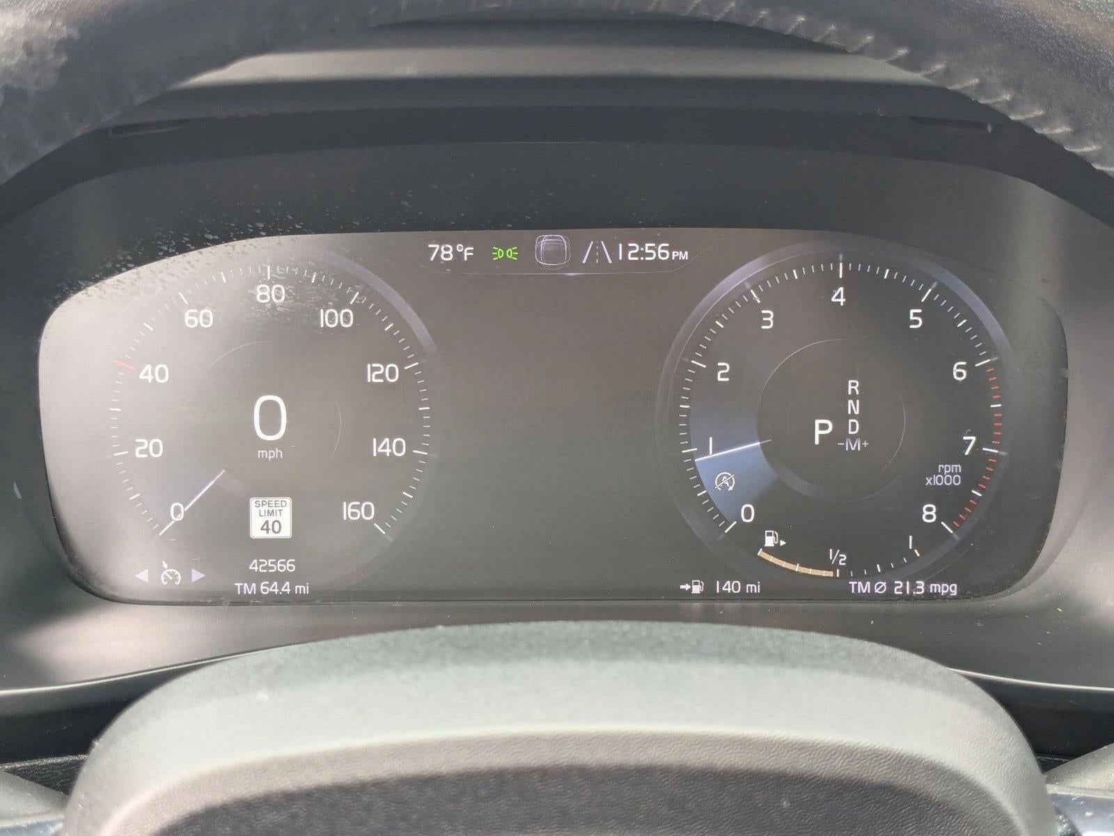 2021 Volvo XC40 Inscription