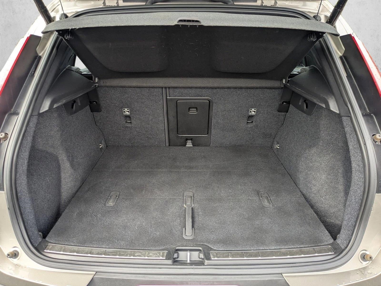 2021 Volvo XC40 Inscription