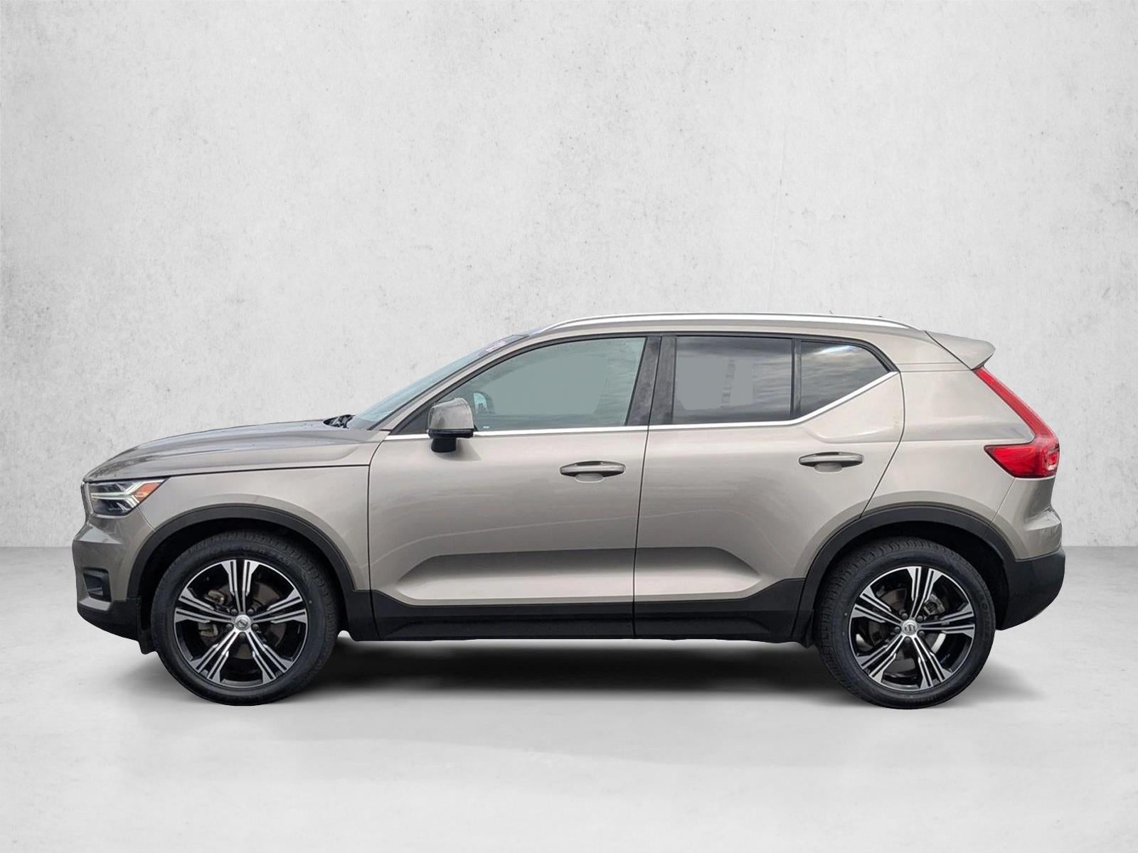 2021 Volvo XC40 Inscription