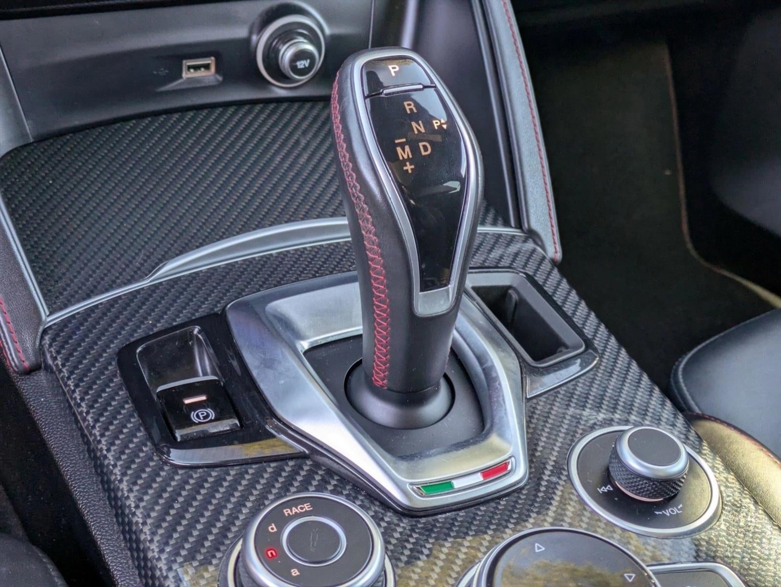 2020 Alfa Romeo Stelvio Quadrifoglio