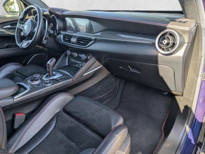 2020 Alfa Romeo Stelvio Quadrifoglio