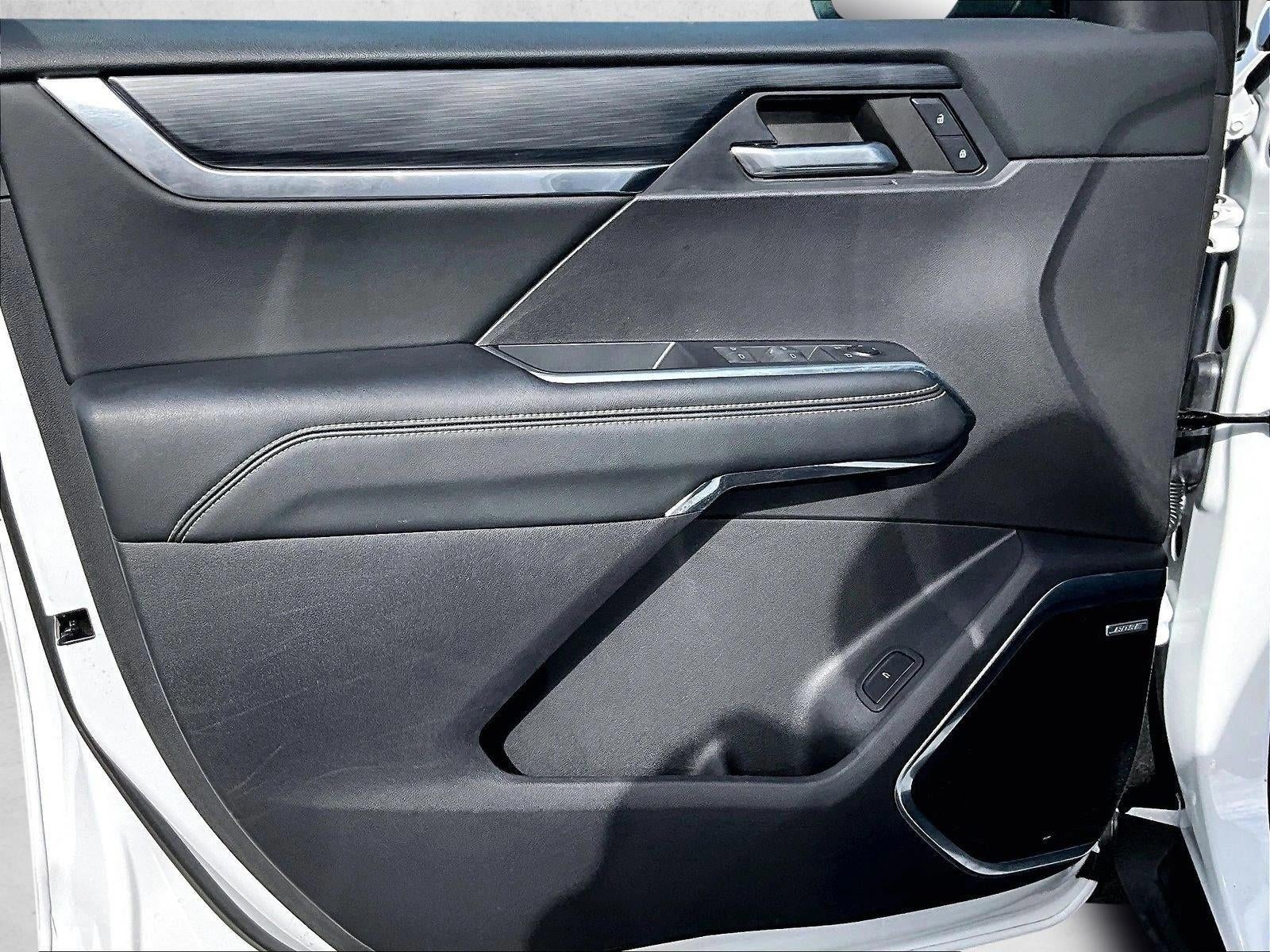 2024 GMC Acadia Elevation