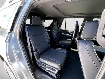 2025 GMC Yukon Elevation