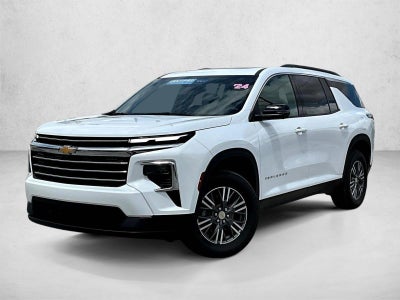 2024 Chevrolet Traverse LT