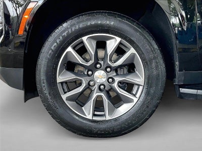 2025 Chevrolet Suburban LT