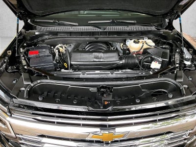 2025 Chevrolet Suburban LT