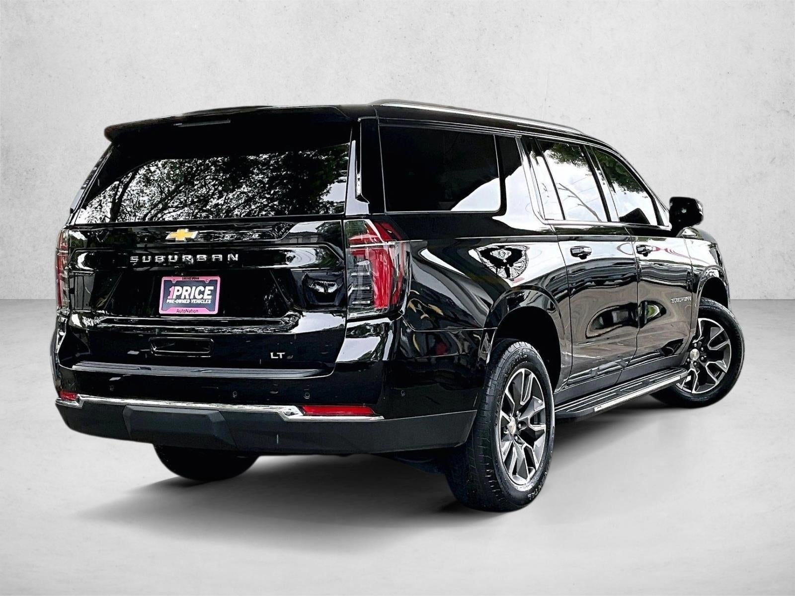2025 Chevrolet Suburban LT