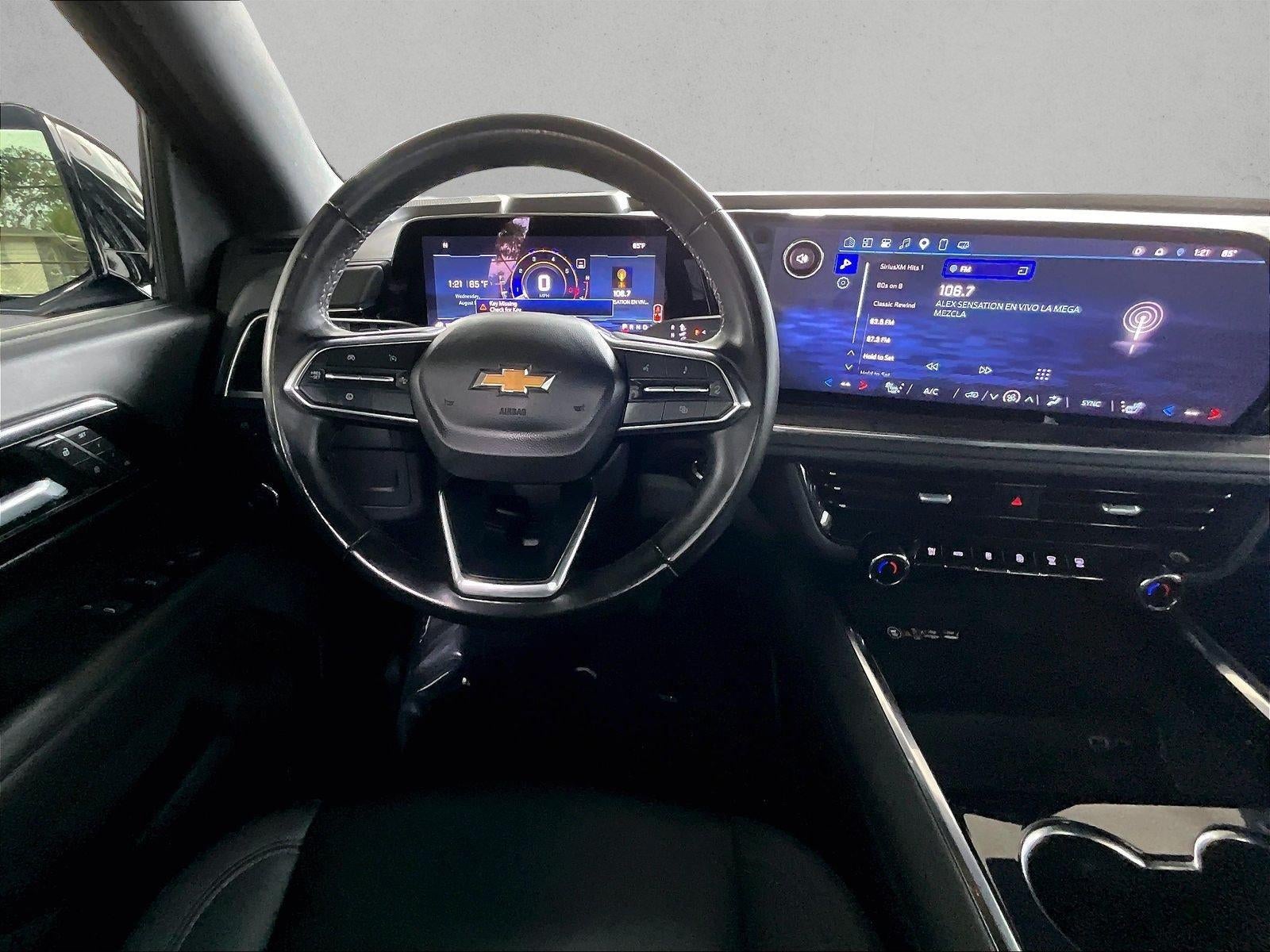 2025 Chevrolet Suburban LT