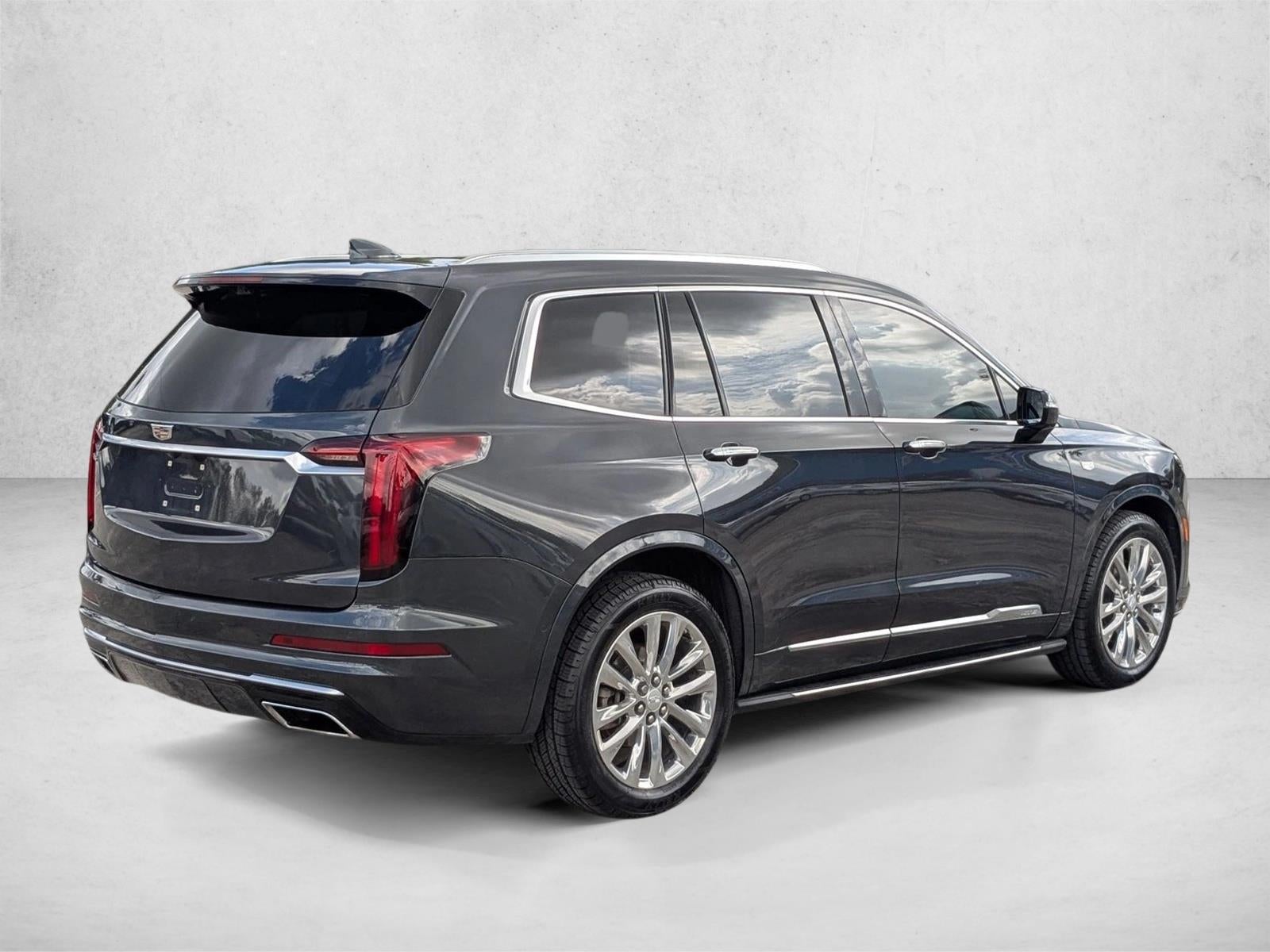 2022 Cadillac XT6 Premium Luxury