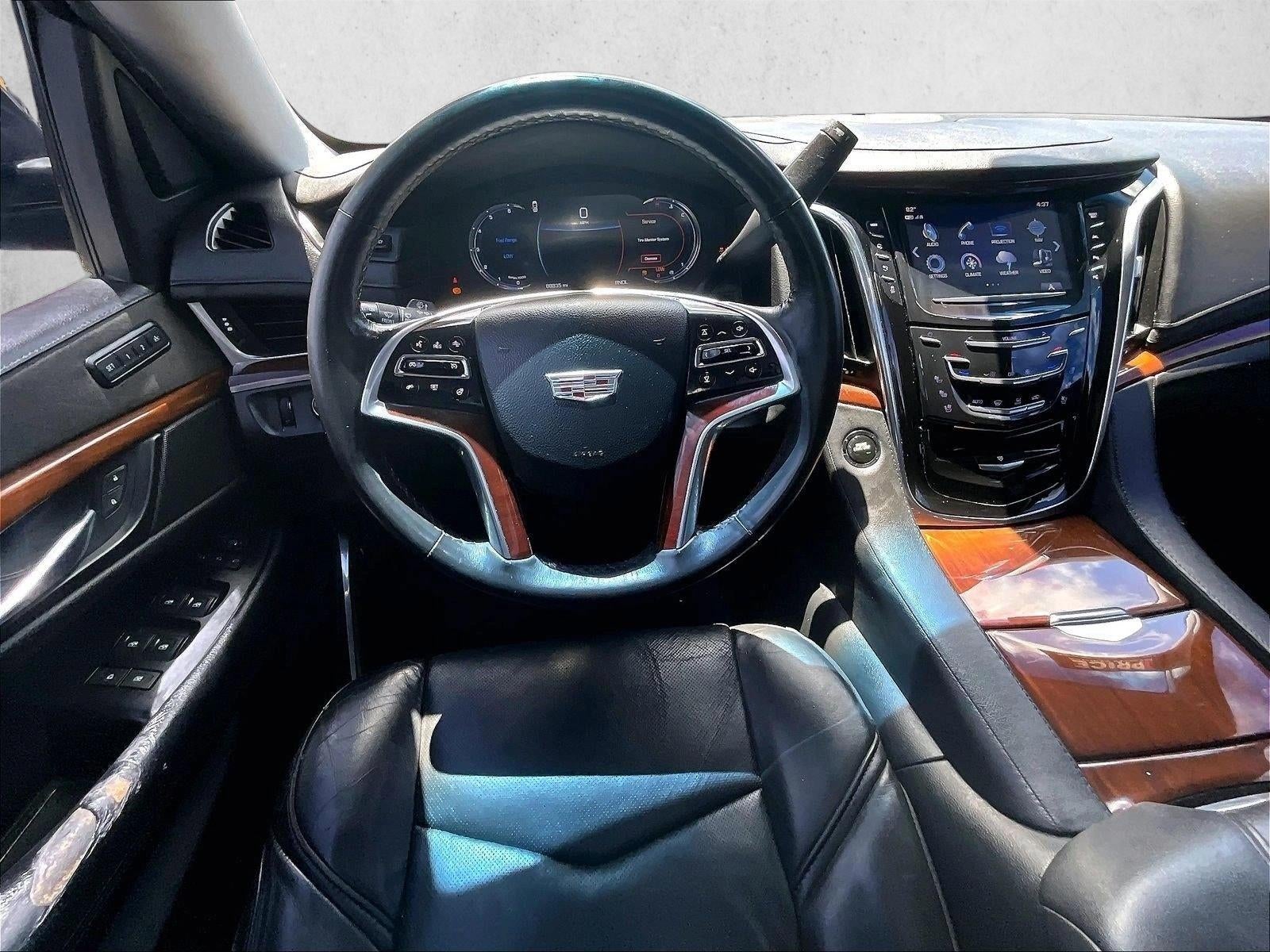 2018 Cadillac Escalade Luxury