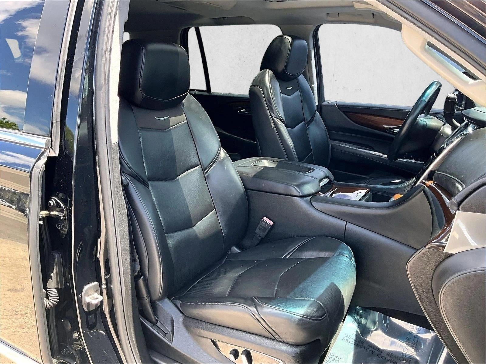 2018 Cadillac Escalade Luxury