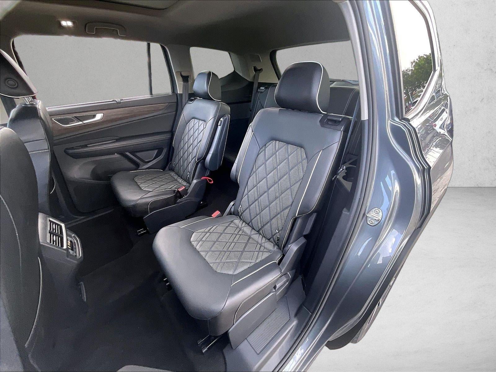 2024 Volkswagen Atlas 2.0T SEL Premium R-Line