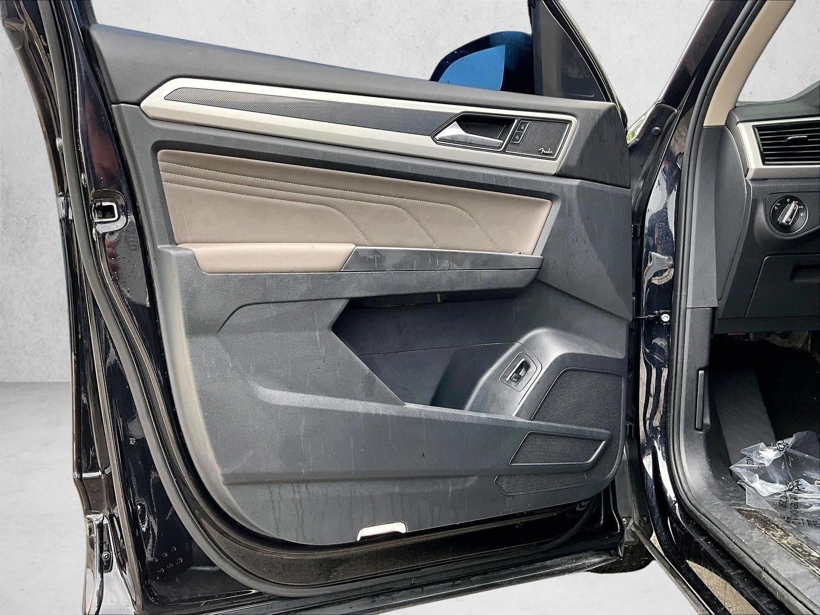 2022 Volkswagen Atlas 3.6L V6 SEL Premium R-Line