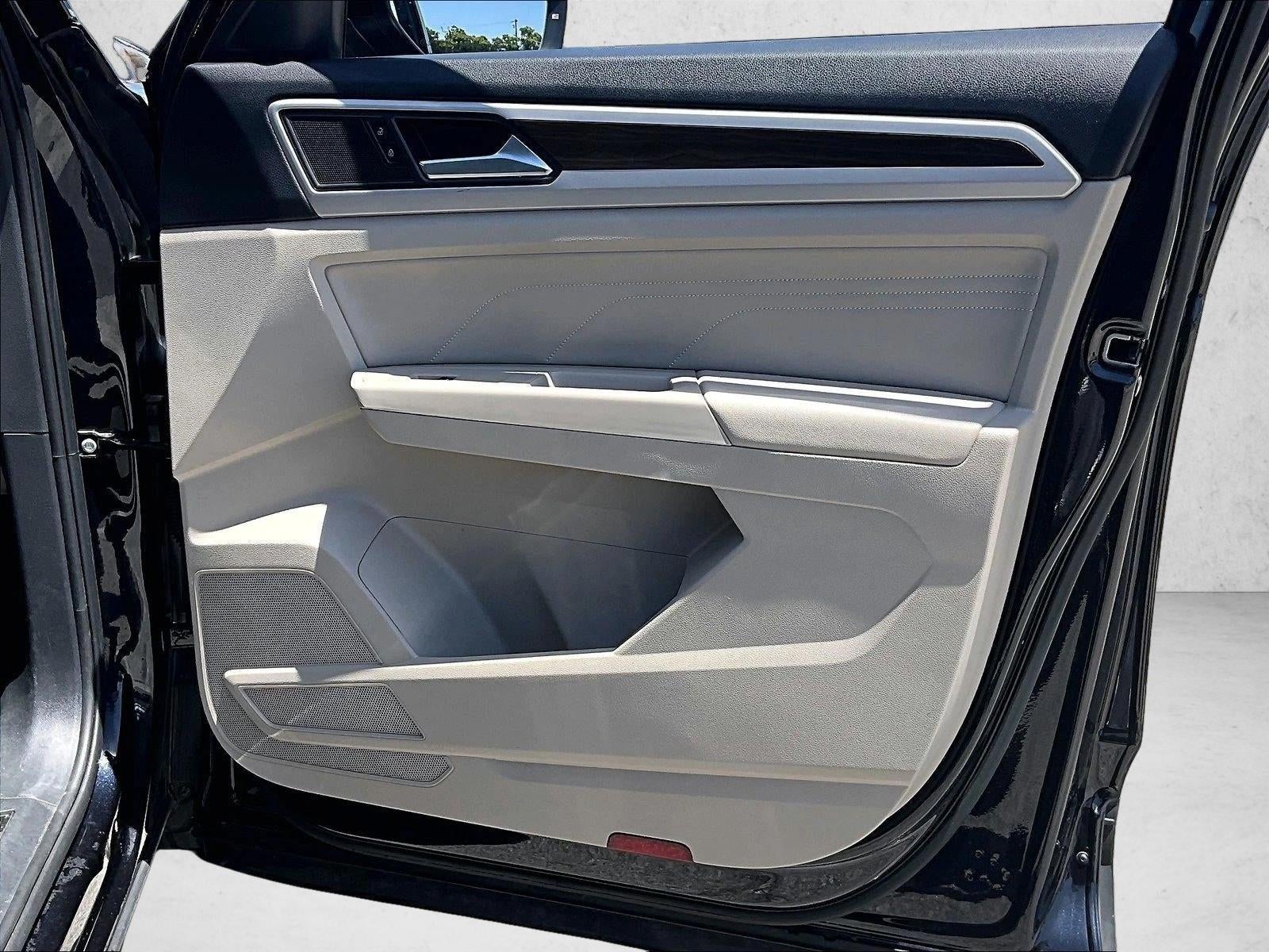 2023 Volkswagen Atlas 2.0T SE w/Technology
