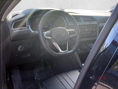 2023 Volkswagen Tiguan SE
