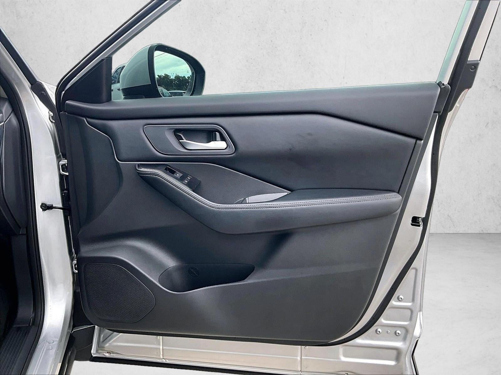 2024 Nissan Rogue SV FWD