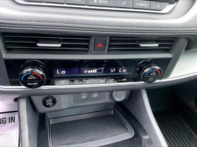 2024 Nissan Rogue SV FWD