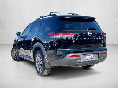 2024 Nissan Pathfinder SV FWD