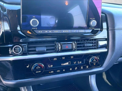 2024 Nissan Pathfinder SV FWD
