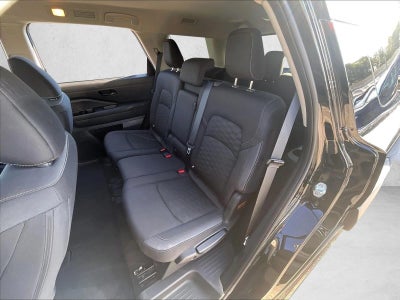 2024 Nissan Pathfinder SV FWD