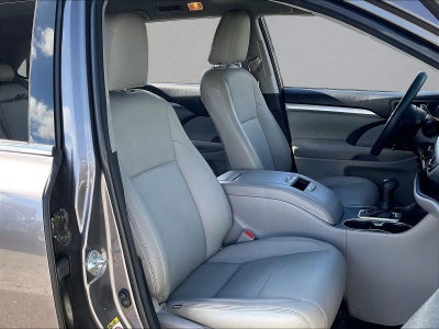 2018 Toyota Highlander LE