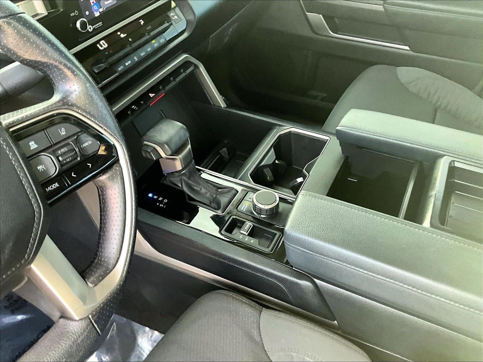 2024 Toyota Tundra 4WD SR5