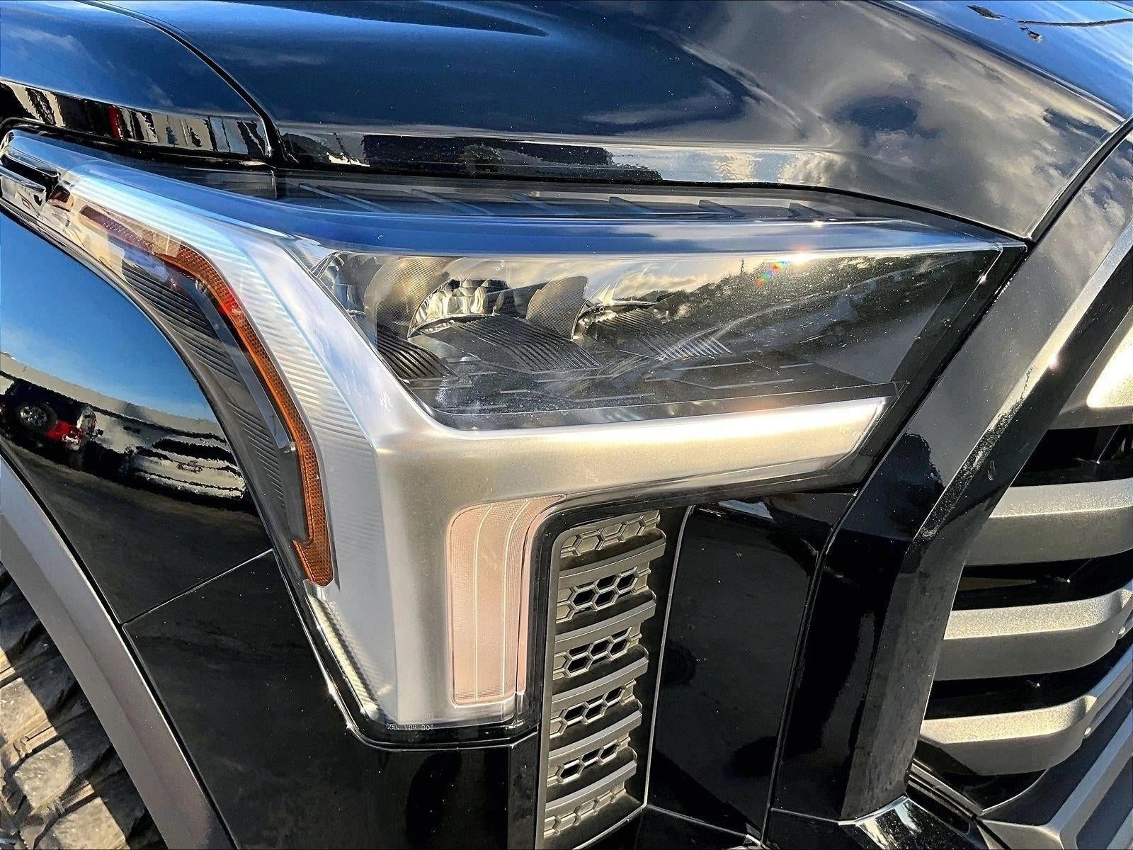 2024 Toyota Tundra 4WD SR5