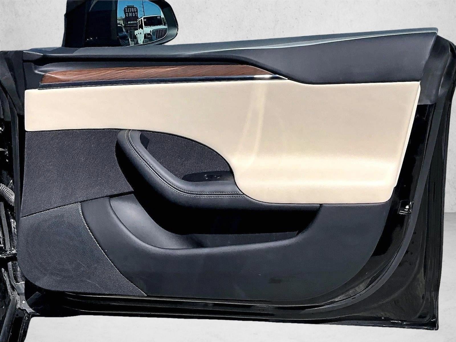 2023 Tesla Model S Base