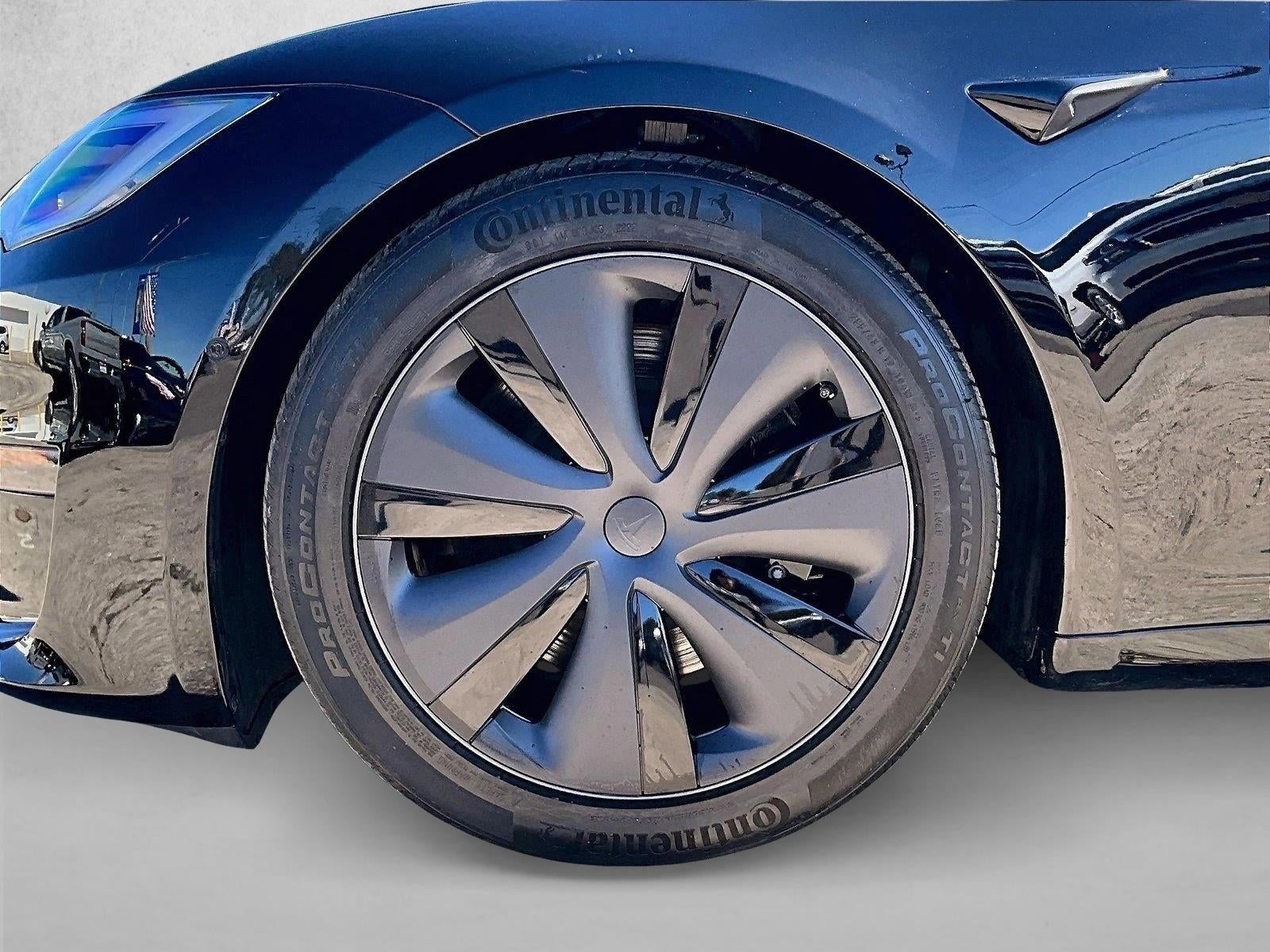 2023 Tesla Model S Base