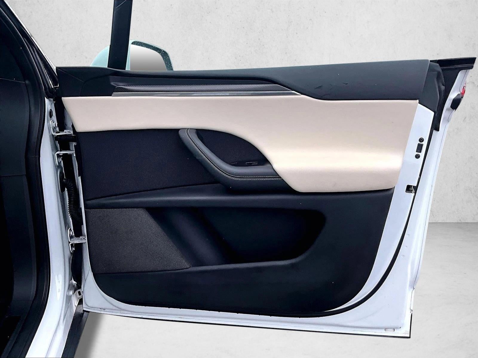 2023 Tesla Model X Plaid